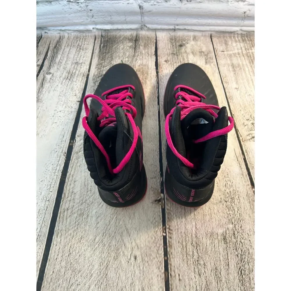 UNDER ARMOUR Unisex Youth Jet Black Basketball Mid-High Sneakers / Size: 4Y
